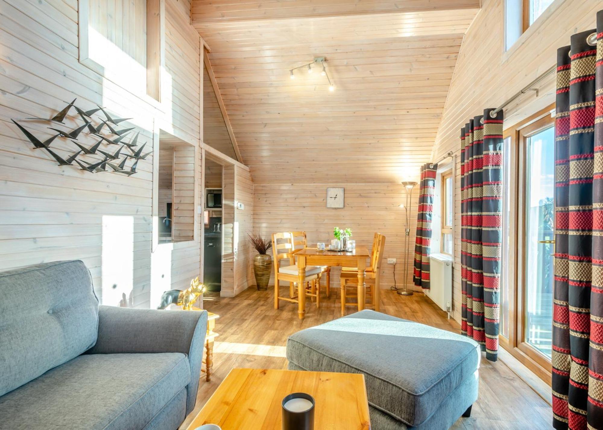 Nunland Hillside Lodges Holywood  Εξωτερικό φωτογραφία