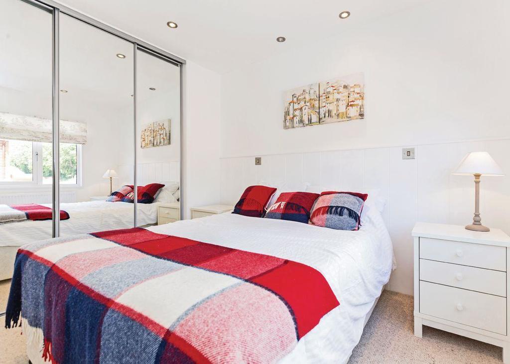 Nunland Hillside Lodges Holywood  Εξωτερικό φωτογραφία